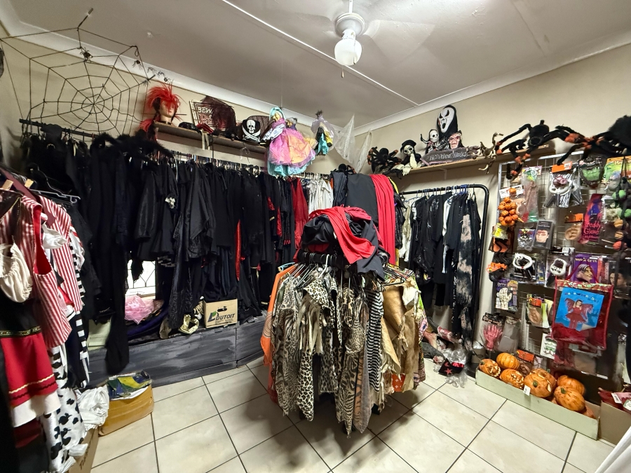 Commercial Property for Sale in Bodorp North West